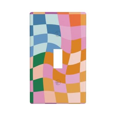 Imagem de Indokyeyqaz Placa decorativa para interruptor de luz de tabuleiro de xadrez colorido, placas de parede decorativas, 1 placa de interruptor de grupo e capas de tomada 7 x 11,4 cm para quarto, banheiro