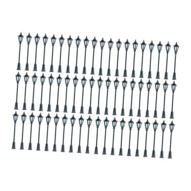 Imagem de YIJU Miniaturas de postes de iluminação pública em escala 1/75, luz branca quente, para maquetes de ferrovias e trens, ideais para caminhos externos (faça, 60 Peças