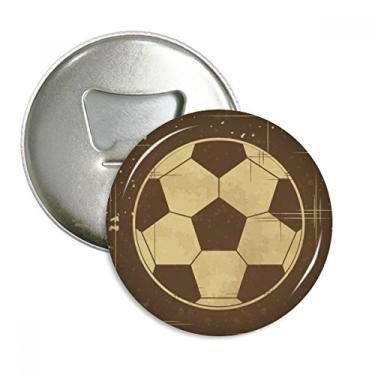 Imagem de Ilustração esportiva de futebol preto abridor de garrafas ímã de geladeira emblema multifuncional