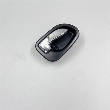 Imagem de Maçaneta interna da porta cromada com acabamento preto compatível com Hyundai Atos 1997-2002 Accent 1995-1999(Left)