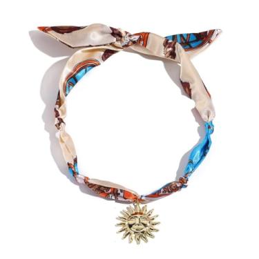 Imagem de Yecomsy Colar de cachecol com pingente de borboleta de seda ajustável com laço e pingente de coração Seastar Gargantilha para mulheres, tecido, Sem Pedra Preciosa