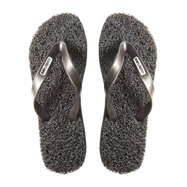 Imagem de Chinelo Casual Conforto Masculino indicado para pessoas que sofrem com Fascite Plantar, esporão de calcâneo, Hiperidrose PLantar e Neuroma de Morton, além disso, dá a sensação de estar pisando em um tapete macio. (Preto, 39/40, BR, Adulto, Faixa Numérico, 39, 40)