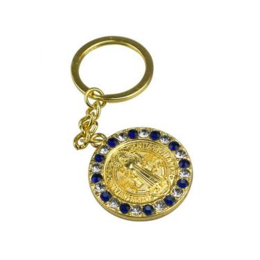 Imagem de Chaveiro Medalhão São Bento Prateado ou Dourado com Pedras Azuis 3.5cm