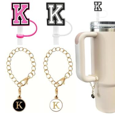 Imagem de 4 peças de acessório de garrafa de água com letras fofas compatíveis com copos Stanley, tampa de cobertura de canudo à prova de poeira de silicone, pingente de chaveiro de copo personalizado