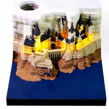 Imagem de Calendário Time Piece, bloco de notas de calendário de mesa 2026, Gonoce 3D Magic Castle Bloco de notas criativo com luzes e suporte de caneta, bloco de notas 3D para presente de decoração