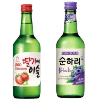 Imagem de Kit com 2 Soju Bebida Coreana Morango e Blueberry 360ml - Chum-Churum 