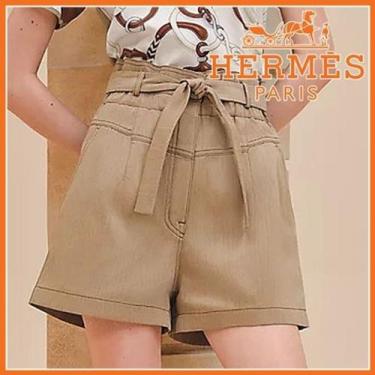 Imagem de Short feminino cintura alta bengaline na cor cinza no tamanho 36 - Leb