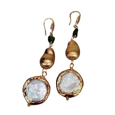 Imagem de Brincos de gancho de contas escovadas diopsídio verde em forma de lágrima de pérola branca natural de água doce