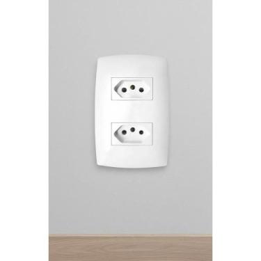 Imagem de Tomada 10A + Interruptor Simples Branco 4x2 Modular - Congratulations 