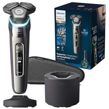 Imagem de Philips Norelco Shaver Series 9000, barbeador elétrico molhado e seco, com sistema de barbear Lift & Cut e tecnologia SenseIQ, aparador pop-up, cápsula de limpeza, suporte de carregamento e estojo de