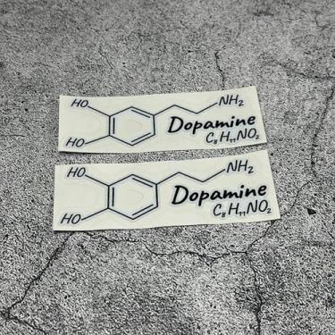 Imagem de Decalques de estilo de carro para adesivo de adrenalina dopamina, capacete, carro, caminhão, triângulo, janela, aplique faça você mesmo, 2 peças (F, 100 x 36 mm)