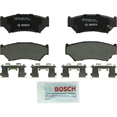 Imagem de Bosch BP556 QuietCast Premium Conjunto de Pastilhas de Freio a Disco Semimetálico para Chevrolet: 1998-2007 Tracker; Geo: 1996-1997 Tracker; Suzuki: Sidekick 1991-1998, Vitara 1999-2004; Frente