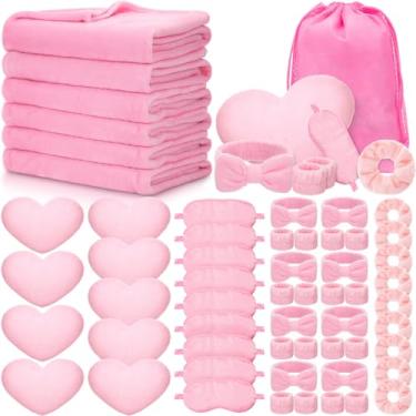 Imagem de Fanfanwin Conjunto de 63 peças de artigos de festa do pijama de spa, 9 cobertores de lã rosa, 9 travesseiros de coração rosa fofo, 9 máscaras de cetim para os olhos, 9 faixas de spa, 9 pulseiras, 9