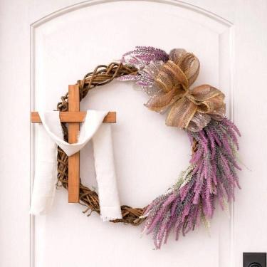 Imagem de Guirlanda Cruz Flores Sagrada Enfeite Decoração Páscoa 60cm