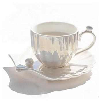 Imagem de HwaGui Copo e pires de concha de pérola - Caneca de café de cerâmica gradiente de 227 g, chá vintage, cappuccino, arte latte para presente de aniversário (branca)