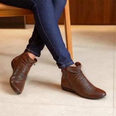 Imagem de Bota Perlatto em couro Legitimo Cano Baixo Confortavel Moderna Feminina-Feminino