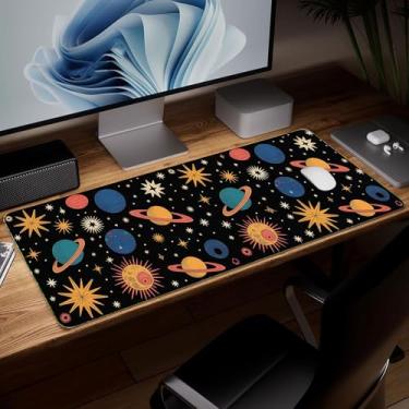 Imagem de Tapete de mesa de couro planeta, mouse pad de arte colorida grande teclado de computador para jogos mousepad à prova d'água protetor e capa de mesa, tapete de mouse decorativo de couro PU para laptop