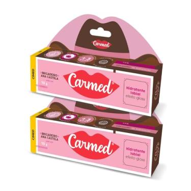 Imagem de Carmed Brigadeiro Kit 2 und Boiadeira Hidratante Labial 10gr Alto poder de hidratação Efeito gloss Evita o ressecamento Aroma de brigadeiro Com cor