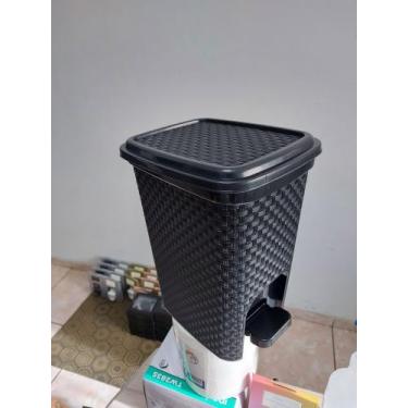 Imagem de Lixeira Com Pedal 7 Litros Cozinha Banheiro Rattan Arqplast, Preto