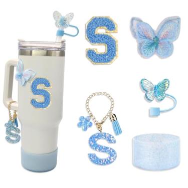 Imagem de Conjunto de acessórios Stanley Cup para Tumbler Stanley, incluindo capa de canudo de borboleta de 10 mm, pingentes de letras de copo, bota de silicone brilhante, adesivo de letras e adesivo bordado de