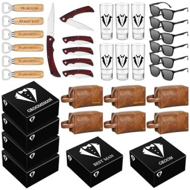 Imagem de Yungyan Conjunto de 6 presentes de padrinhos com 36 peças, caixa de proposta de padrinhos com óculos de sol de couro PU bolsa de higiene pessoal faca dobrável de madeira, abridor de garrafas, presente