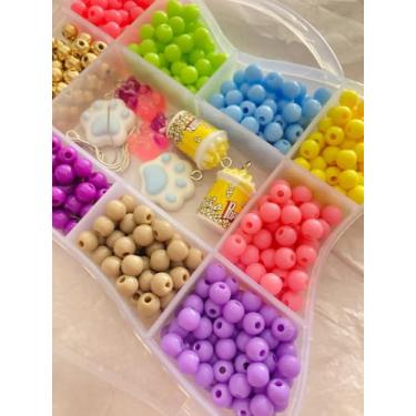 Imagem de Kit de Miçangas Infantil para Bijuteria, Multicolorido com Compartimentos Organizadores, 110g, Inclui Contas Coloridas e Acessórios