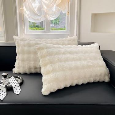 Imagem de ZIQINPSQ Conjunto de 2 fronhas de flanela tamanho padrão, pele sintética de coelho ultra macia com padrão xadrez, 50 x 76 cm, capas de almofada estilo boho quentes e aconchegantes com fecho de zíper,