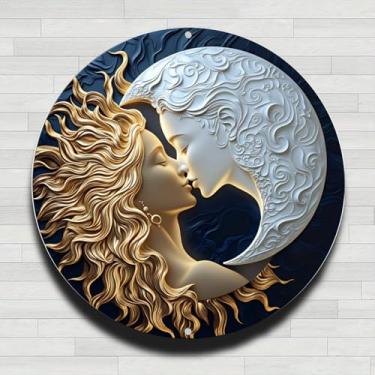 Imagem de Escultura de Deusa Sol e Lua Arte Vintage Rústico Alumínio Metal Placa de Parede Redonda, 20 cm Presentes e Decoração para Casa, Escritório, Café e Quintal