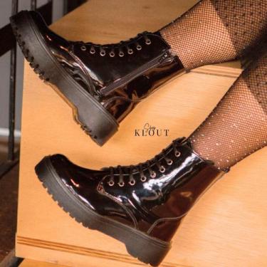 Imagem de Bota Coturno Cano curto Tratorada Blogueira Preta Fosca Verniz - Lovel