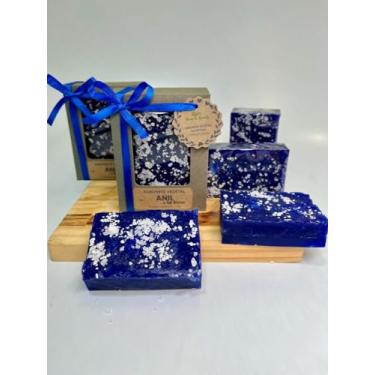 Imagem de Sabonete Vegetal de Anil com Sal Grosso Artesanal 110g