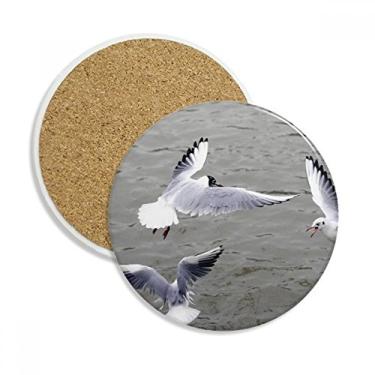 Imagem de Caneca de porta-copos com imagem natural de pássaro do mar e água oceânica