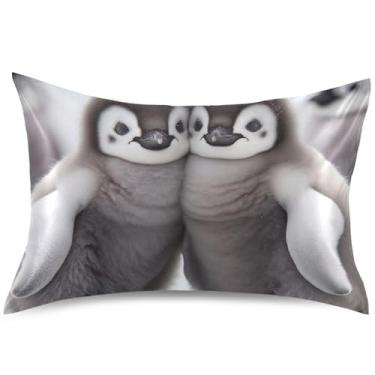 Imagem de Capa de almofada de cetim pinguins para travesseiro de resfriamento King Queen Capa de almofada padrão colorida para cama, tamanho padrão, 66 cm x 50 cm
