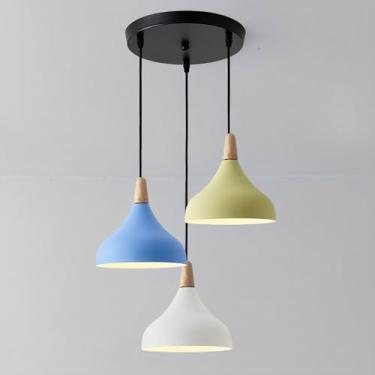 Imagem de Lustre moderno e colorido com 3 lâmpadas E26, luminária pendente moderna de metal para sala de jantar, quarto, ilha de cozinha, iluminação pendente tripla com altura ajustável.