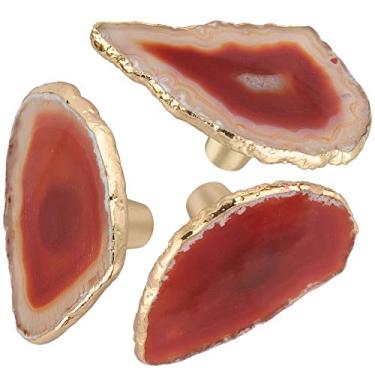 Imagem de Rockcloud Pacote com 4 puxadores decorativos de gaveta de fatia de ágata com parafusos, alças de armário de ágatas de forma irregular com borda banhada a ouro, vermelho