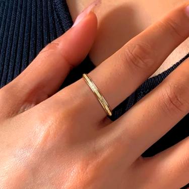 Imagem de Anéis Fidget para mulheres e homens, anel giratório de aço de titânio para alívio da ansiedade, estresse, glitter, jateamento de areia, joia de ansiedade para presentes femininos, Liga de aço, Sem