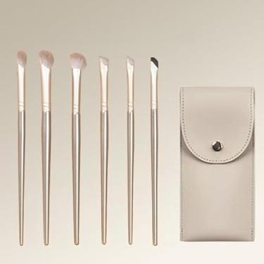 Imagem de Conjunto de 6 pincéis de maquiagem com bolsa – Pincéis de contorno do nariz e sombreamento, ferramentas de mistura macias para maquiagem natural para olhos e rosto (bege)