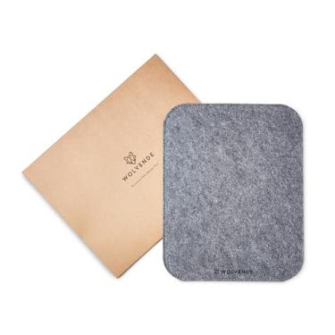 Imagem de Wolvende Tapete de mouse de feltro premium | 22 cm x 28 cm | Mouse pad fino | antiderrapante para jogos em casa/escritório (cinza médio)