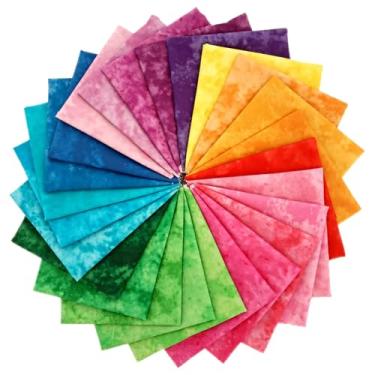 Imagem de Pacotes de pingentes de tecido acolchoado (5 peças) de 20 x 20 cm quadrados pré-cortados de algodão com tinta aquarela, cores sortidas (azul, verde, amarelo, vermelho, rosa)