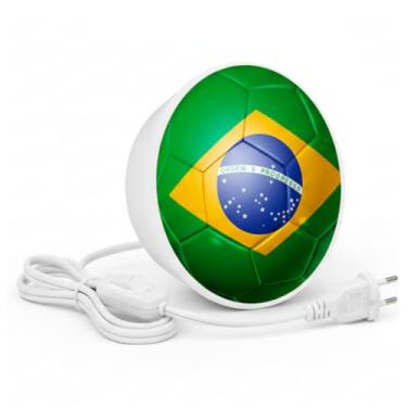 Imagem de Valori Home Luminária de Parede Bola Brasil, Arandela Decorativa Bivolt, Tema Copa 2026, 25x25x9cm, Polietileno, com Tomada e Interruptor, para Bar e Sala