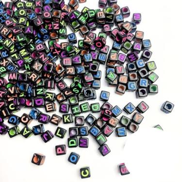 Imagem de Miçanga Quadrada com Letra, 6x6mm, Colorido Forte, 100g