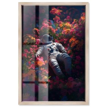 Imagem de Astronaut Florist Shadowbox Print Astronaut Wall Art por Art Remedy, moldura loira, 53 x 78 cm