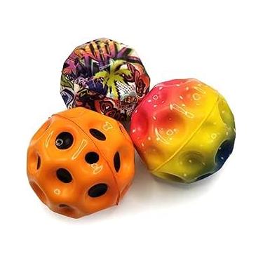 Imagem de Super Bouncy Ball Moon Hole Ball - Bola de espuma de alta elasticidade para descompressão e treinamento atlético, bola antiestresse interativa esportiva porosa de PU (3 peças)