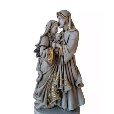 Imagem de Imagem Sagrada Família “Afeto – Beijo de José” – 22 cm | Escultura Religiosa Decorativa em Resina para Casa, Capela ou Presente de Fé