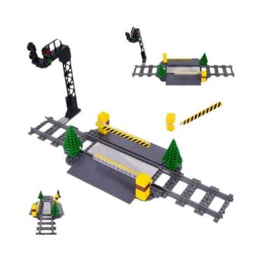 Imagem de Trilhos De Trem Curvos E Retos, Estação De Trem Da Cidade, Plataforma,