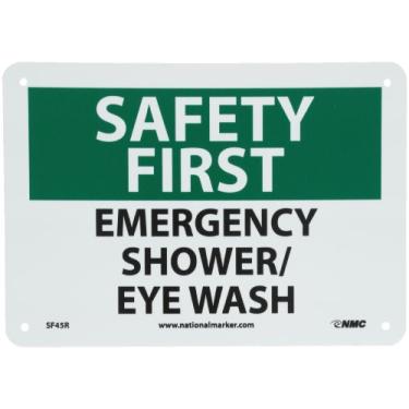 Imagem de NMC SF45R OSHA Sign, Legend "Safety First - Emergency Shower/Eye Wash", 25,4 cm Comprimento x 17,7 cm Altura, Plástico Rígido, Preto/Verde sobre Branco