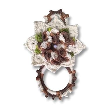 Imagem de Porta Pano De Prato Em Crochê Com Flor Colorida (Flor Marrom e Bege)