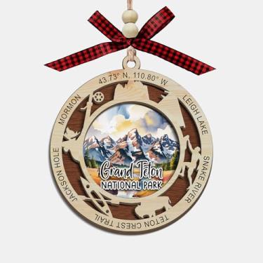 Imagem de Enfeite de Natal do Parque Nacional Grand Teton, design de corte a laser de madeira de 2 camadas, decoração de árvore de férias, presente de lembrança de viagem, cordilheira de Teton e memória de lago