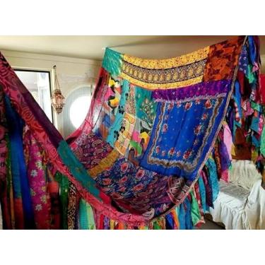 Imagem de YILLE Tenda Boho – Tenda de sári – Cobertura para cama | Pano de fundo boêmio para casamento | Decoração hippie cigana – Área de estar no chão | Sala de meditação – Glamping, GG