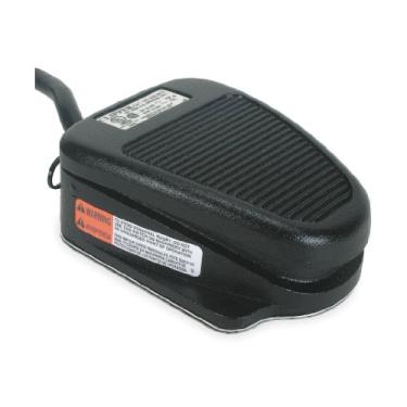 Imagem de Linemaster 636-S Clipper Foot Switch, Electrical, Single Pedal, Momentary, 2- Stage, No Guard, Black