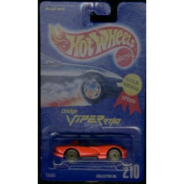 Imagem de Hot Wheels Gold Metal Hots Dodge Viper RT/10 #210, Red